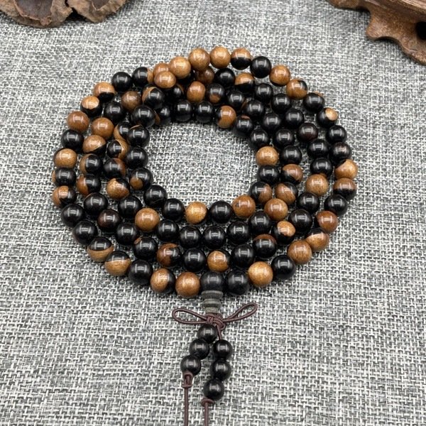 Factory direct sandalwood bracelets 108 men's and women's green sandalwood chicken wing wood gold silk sandalwood Buddha beads Wen play rosary beads bracelet